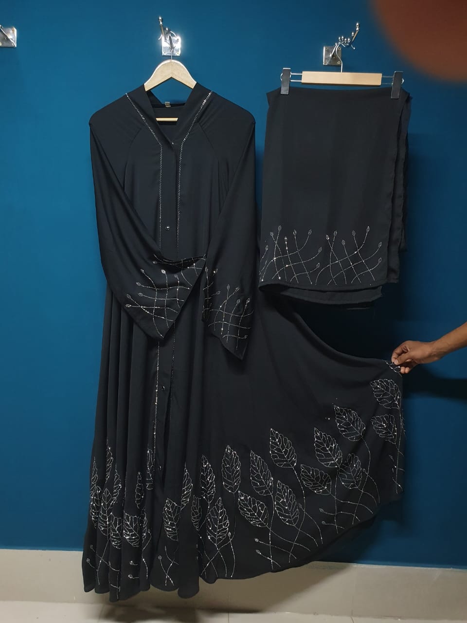 One Part Borka Dubai Cherry fabric